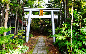 白金神社